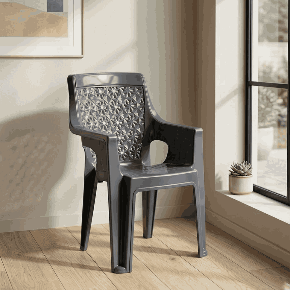 Cozy Full Plastic Chair SAAB SP-840